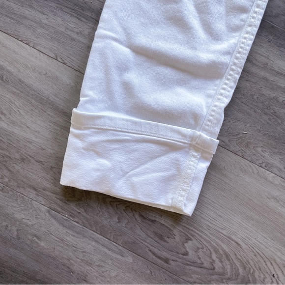 Indigo Blue White Maternity Capri’s - Picture 7 of 9